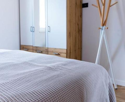 Apartament na najwyższym piętrze z widokiem na morze w miejscowości Krk - pic 16