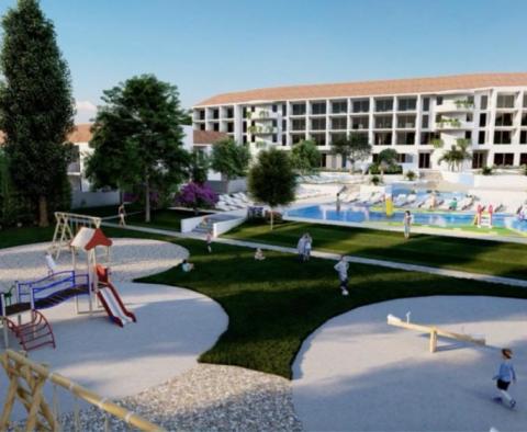 Luxuriöses Apartment mit drei Schlafzimmern in einem 5-Sterne-Resort in der Nähe des Meeres in der Gegend von Zadar mit einer Jahresrendite von mindestens 4 % - foto 13