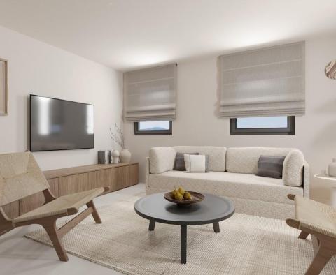 Nové luxusní apartmány v 5***** resortu u pláže nedaleko Zadaru s 5% výnosem z pronájmu - pic 26