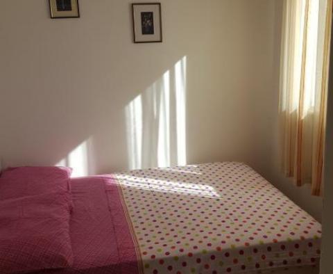 Semi-detached house with sea views in Seget Vranjica, with three apartments - pic 10