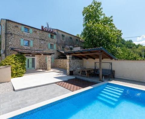 Einheimische Doppelhaushälfte aus Stein mit Swimmingpool in Motovun - foto 2