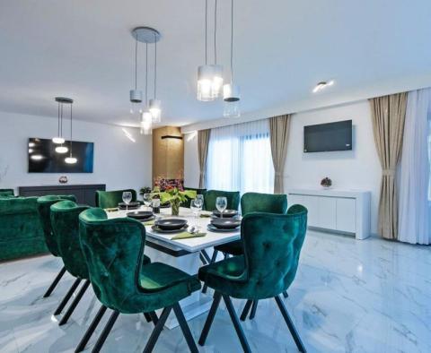 Elegantní vila s bazénem v oblasti Rabac - pic 7