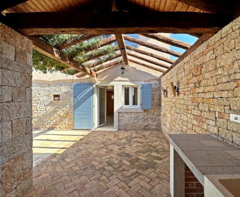 Hangulatos kővilla medencével Labin környékén - pic 10
