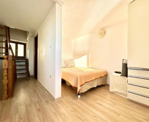 Egyedülálló kőház a tenger 1. vonalán Umagban - pic 9