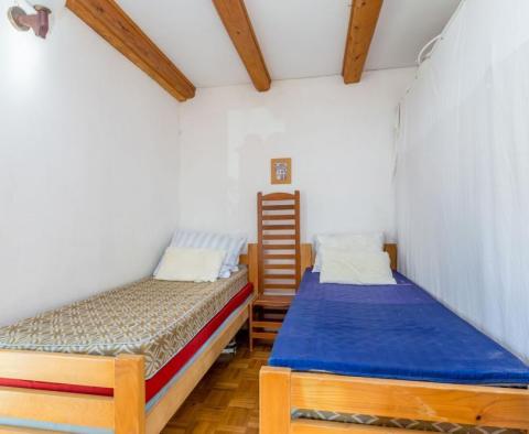 Steinhaus auf der Insel Krk in Kornic - foto 6
