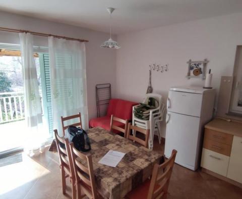 Haus zum Verkauf in Baška, Insel Krk, 500 Meter vom Meer entfernt - foto 31