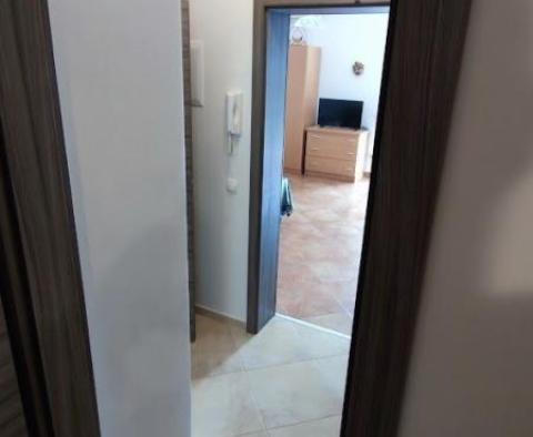 Haus zum Verkauf in Baška, Insel Krk, 500 Meter vom Meer entfernt - foto 41