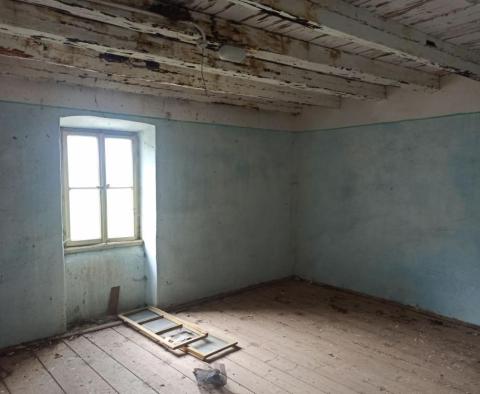 House for renovation in Rakalj, Marčana, with sea views, less than 1 km from the beach - pic 13