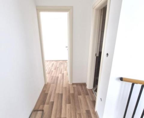 Maison à Marcana, avec garage - pic 7