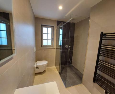 Új isztriai stílusú villa Barbanban eladó - pic 19