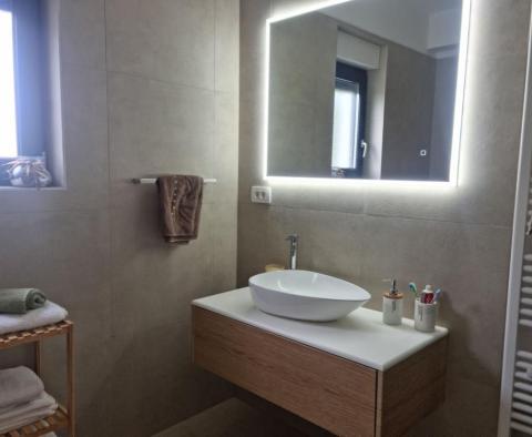 Tágas apartman panorámás kilátással Kraljevicában, Fiume közelében - pic 9