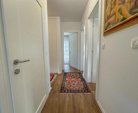 Penthouse+lakás új épületben a tenger közelében, kilátással, garázs-csomag eladó Dramaljban - pic 8