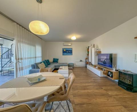 Penthouse+lakás új épületben a tenger közelében, kilátással, garázs-csomag eladó Dramaljban - pic 10