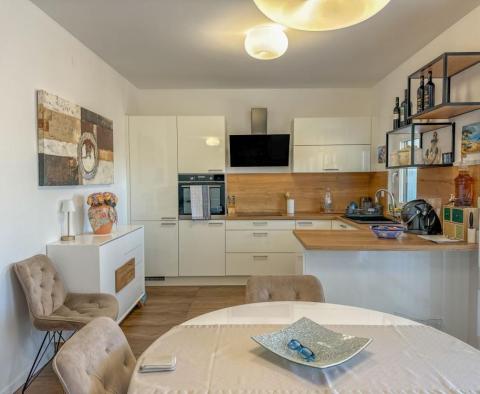 Penthouse+lakás új épületben a tenger közelében, kilátással, garázs-csomag eladó Dramaljban - pic 11