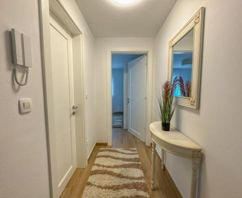 Penthouse+lakás új épületben a tenger közelében, kilátással, garázs-csomag eladó Dramaljban - pic 34