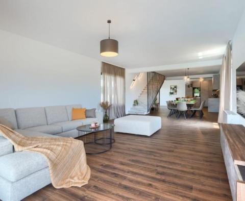 Villa moderne exceptionnelle à Štokovci, Svetvinčenat - pic 19