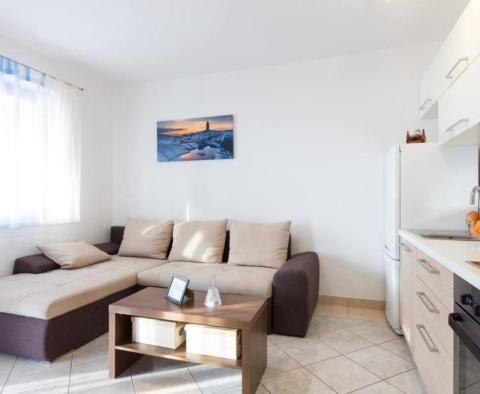 Spacious property with 5 apartments in Klenovica, Novi Vinodolski - pic 6