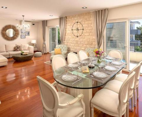 Exceptional classical style villa in Split, with swimming pool and wonderful sea views - pic 7