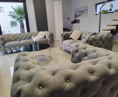 Exclusive villa in an excellent location in Svetvincenat - pic 16