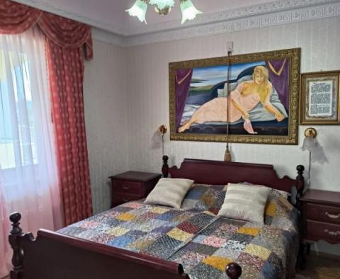 Malowniczy dom z 4 apartamentami i basenem w okolicy Umag - pic 19