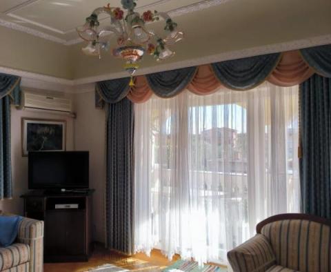 Malowniczy dom z 4 apartamentami i basenem w okolicy Umag - pic 32