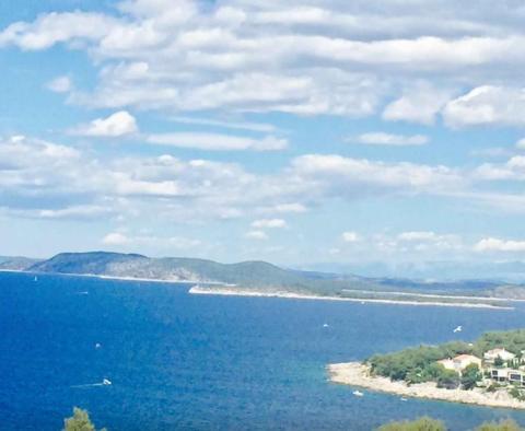 Nádherná turistická nemovitost se 4 lux apartmány v Primoštenu, pouze 200 metrů od moře - pic 23