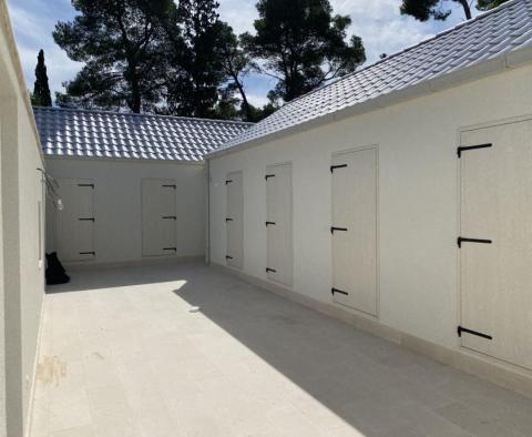 Original property only 50 meters from the sea on Brac island in Bobovisce - pic 7