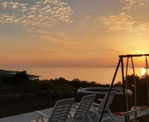 Propriété absolument unique à vendre sur l'île de Drvenik - pic 18