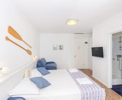 Reasonably priced hotel of seafront location on Makarska riviera! - pic 22