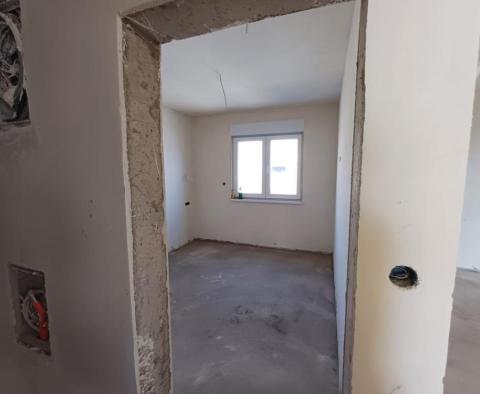 New complex of apartments for sale on Ciovo, 200 meters from the sea - pic 9