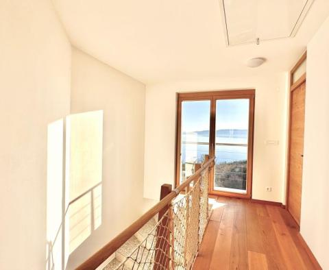 Außergewöhnliche neue Villa 100 Meter vom Meer entfernt in Novi Vinodolski! - foto 16
