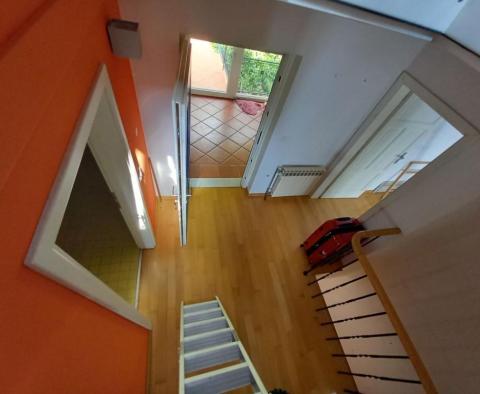 Reduziert! Ein wunderschönes mediterranes Haus mit phänomenaler Aussicht und großem Garten in Pobri! - foto 40