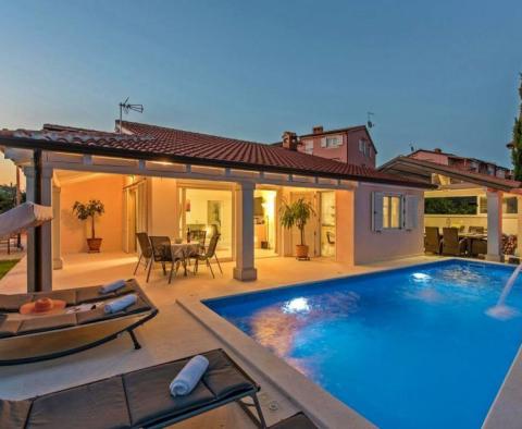Villa mit Pool in der Gegend von Porec - foto 5