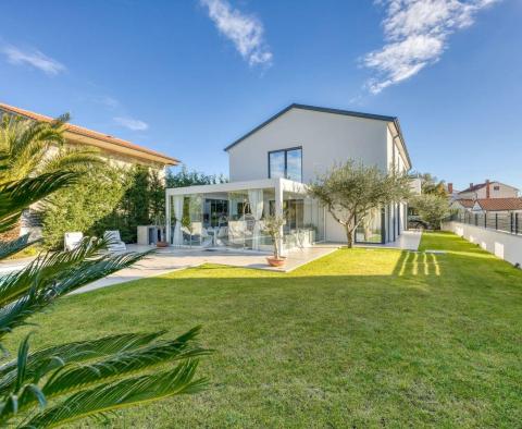Impressive light and bright villa in popular Rovinj, for sale - pic 87