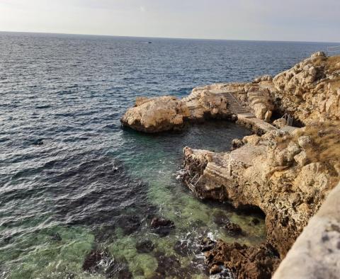 Advantageous house in Rovinj with sea views, cca. 800 meters from the sea - pic 49