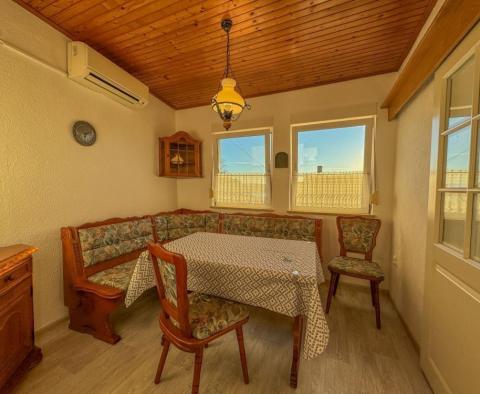 Günstiges Haus in Dramalj, Region Crikvenica - foto 13