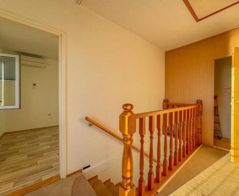 Günstiges Haus in Dramalj, Region Crikvenica - foto 23