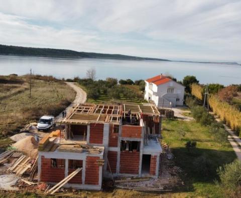 Wspaniała nowa willa w rejonie Zadaru, zaledwie kilka kroków od brzegu - pic 4