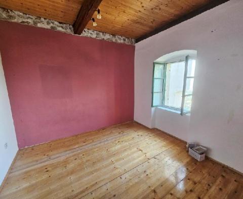 Part of charming stone house in Tucepi, 10 meters from the sea - pic 8