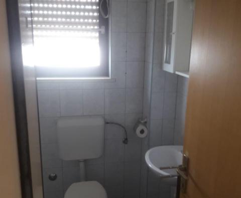 Alkalmazkodásra szoruló lakás Trogirban - pic 9