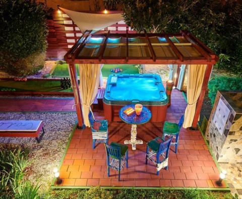 Villa with pool in Umag outskirts, cca. 3 km from the sea - pic 14