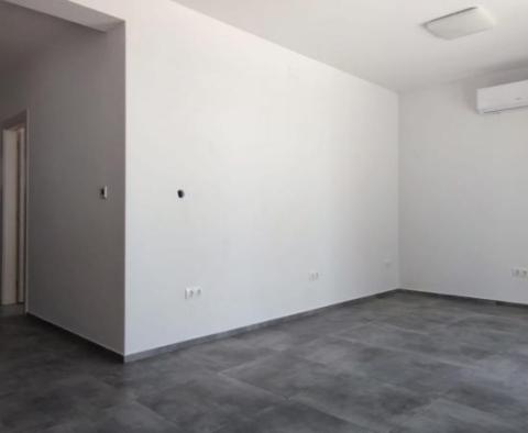 Appartement avec piscine partagée et vue mer dans le quartier paisible de Klenovica, à 60 mètres de la mer - pic 7