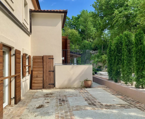 Wonderful house with sea views in Moscenicka Draga on a large plot of land - pic 9