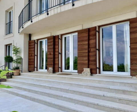 Wonderful house with sea views in Moscenicka Draga on a large plot of land - pic 4
