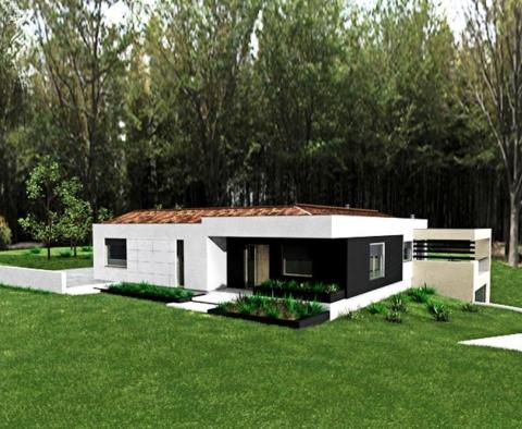 Grundstück in Gračišće, mit Baugenehmigung für Villa und Baubeginn - foto 3