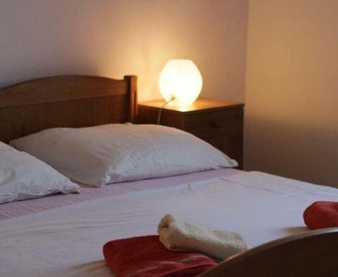 Hôtel parfait à seulement 50 mètres de la mer dans la région de Zadar avec restaurant et fitness - pic 17