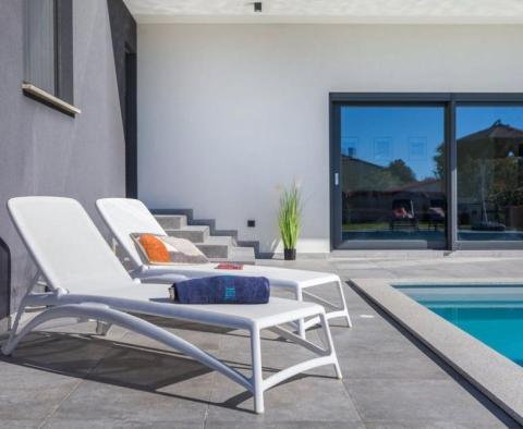 Wonderful modern villa in Ližnjan 1,5 km from the sea, with sea views - pic 19