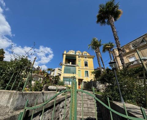 Deux étages supérieurs dans villa austro-hongroise, à 100m de la mer - pic 30