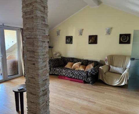 Nieruchomość z 3 apartamentami w centrum Opatiji - pic 5