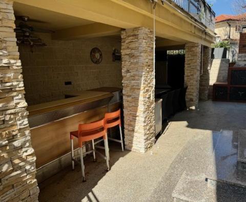 Nieruchomość z 3 apartamentami w centrum Opatiji - pic 10